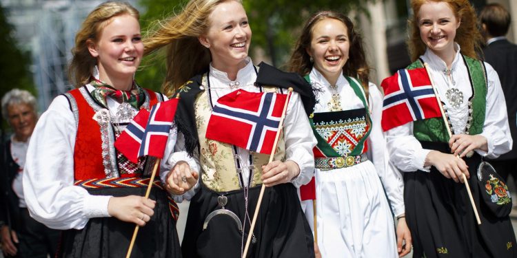اخذ اقامت در نروژ