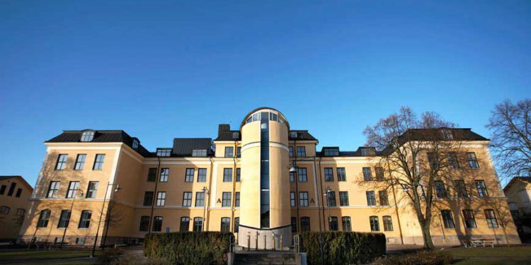 تحصیل در سوئد در دانشگاه خوده