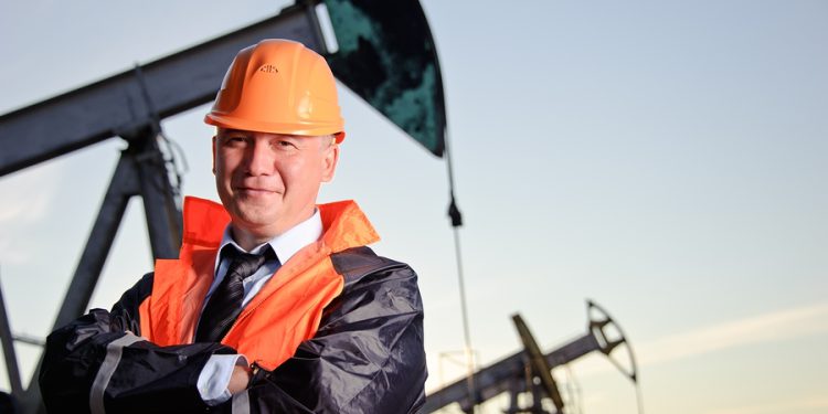 مهاجرت مهندس نفت به سوئد
