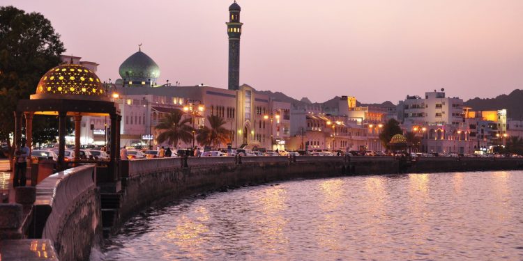 زندگی در عمان به زبان انگلیسی
