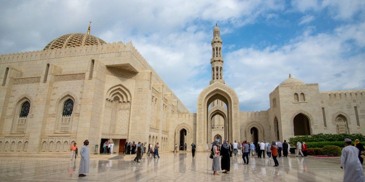 تحصیل در عمان در مقطع کارشناسی