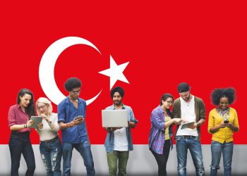 شهروندان جهان سوم به تحصیل زبان در ترکیه بسیار علاقه‌مندند.