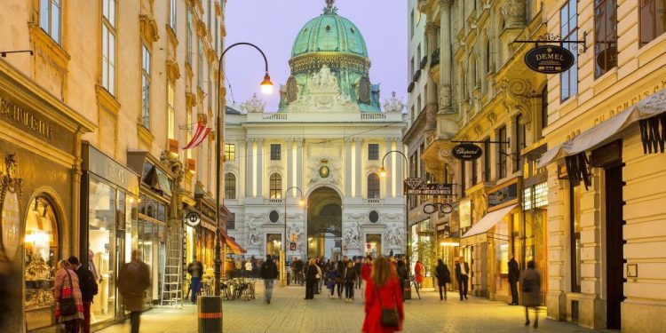 کشور اتریش از زیباترین و ثروتمندترین کشورهای جهان است.
