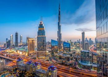 کشور امارات یکی از ثروتمندترین کشورهای حوزه خلیج‌فارس
