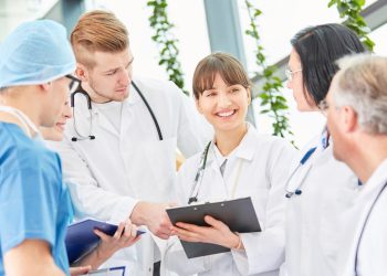 تحصیل در رشته پزشکی در امارات