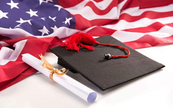 تحصیل در آمریکا بدون مدرک زبان